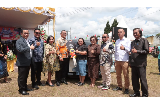 Acara penyerahan undian Tabungan Pundi BPR NBP 8 Dairi (foto: Diskominfo Dairi)