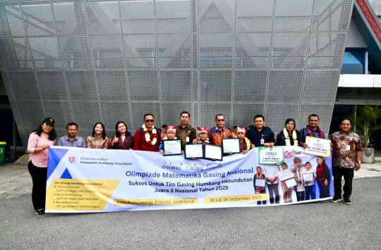 ﻿Pemkab Humbahas Sambut Tim GASING, Harumkan Nama Humbang Hasundutan di Olimpiade Matematika Nasional 2025