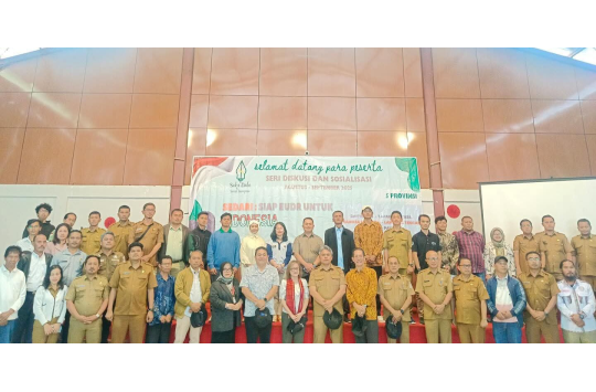 Wakil Bupati Tapanuli Utara, Dr. Deni Parlindungan Lumbantoruan, M.Eng., bersama para pimpinan perangkat daerah saat menghadiri Sosialisasi EUDR di Hotel ABE Tarutung, Selasa (2/9/2025).(Foto:Loksa Situmeang/Kabarnas.id)