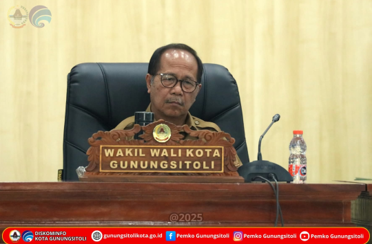 Wakil Wali Kota ,Martinus Lase, S.H