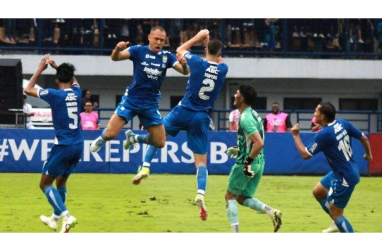 Persib Incar Julio Cesar, Isyaratkan Merapat ke Bandung