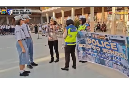 Acara "Police Goes To School"  oleh Polres Simalungun. (Foto: Tangkapan layar)