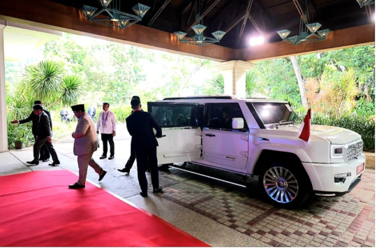 Prabowo Tiba di Filipina untuk KTT ASEAN 2026, Maung Buatan Indonesia Jadi Sorotan Dunia