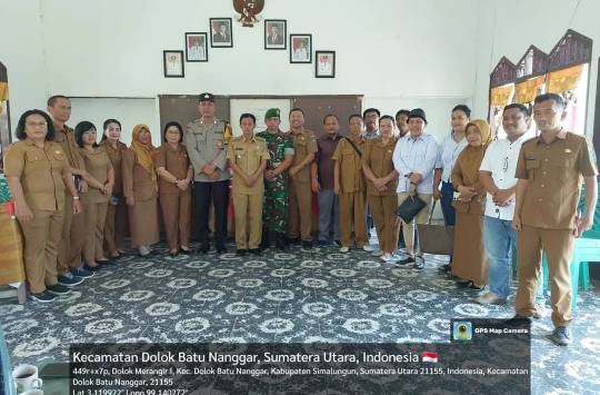 Para peserta  percepatan pembangunan kembali Pasar Inpres Serbelawan