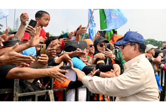 Presiden, Prabowo Subianto hadir dalam peringatan Hari Buruh Internasional di kawasan Monas, Kamis 01 Mei 2025. (Foto: BPMI Setpres)