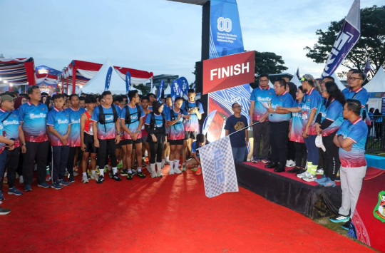 Wesly Silalahi saat melepas ajang QRIS Run (Foto : Pemko Siantar)
