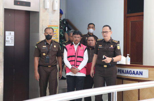 Kejaksaan Agung (Kejagung) menahan Menteri Komunikasi dan Informatika (Menkominfo) Johnny G Plate. (Foto: Dok. Kejagung)