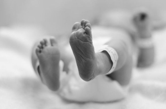 Ilustrasi penemuan mayat bayi di sungai Bah Bolon ( Foto Istimewa)