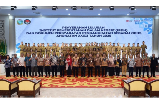 Acara penyerhan SK  CPNS IPDN Angkatan XXXII di Aula Raja Inal Siregar, Medan ( foto: Diskominfo Sumut)