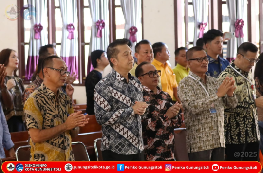 Pemko Gunungsitoli berkolaborasi dengan BKAGi dan GBI Medan Plaza Rumah Persembahan menyelenggarakan Seminar Keluarga di Gedung Gereja BNKP Denninger