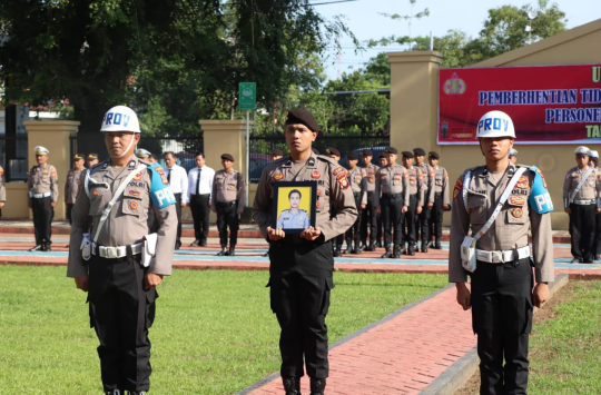Upacara pemecatan polisi di Maros Sulsel, Selasa 4 Maret 2025. (Foto: Kabarnas/RA)