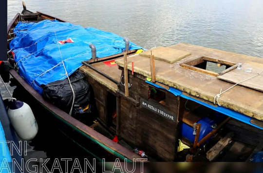 TNI AL dan Bea Cukai Gagalkan Penyelundupan Ratusan Ballpress Ilegal di Perairan Sumut