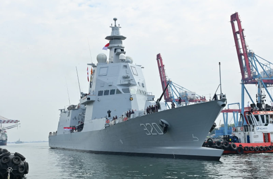KRI Brawijaya‑320