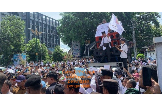 Ilustrasi calon PPPK gelar aksi unjuk rasa di Jakarta