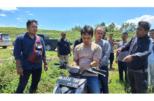 Unit Jatanras Sat Reskrim Polres Simalungun meringkus dua pelaku jaringan pencuri sistematis di Sidamanik