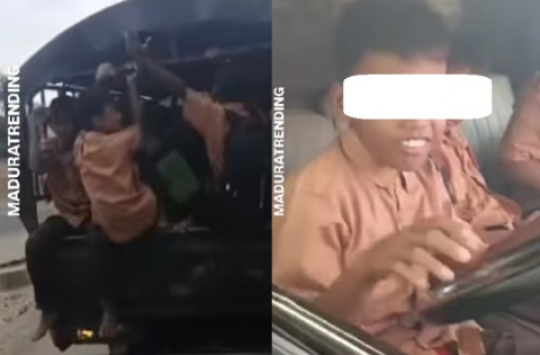 Bocah sekolah saat membawa mobil bersama teman teman nya