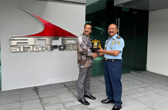 Marsekal Madya TNI Ir. Tedi Rizalihadi S., M.M., saat berkunjung ke SATCC (Foto: Dispen AU)