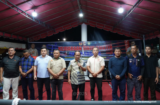 Wakil Wali Kota Gunungsitoli, Martinus Lase, S.H., secara resmi membuka Kejuaraan Tinju Amatir Antar Sasana
