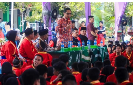 Wali Kota Medan Rico Tri Putra Bayu Waas saat membuka kejuaraan Tapak Suci ke-IV Pimda 018 Kota Medan (foto; Diskominfo)