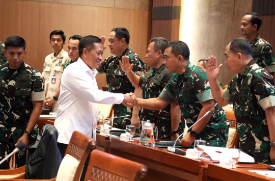 Wamenhan, Donny Ermawan Taufanto saat menghadiri Rapat Kerja bersama Komisi I DPR RI  (Foto: Kemenhan)
